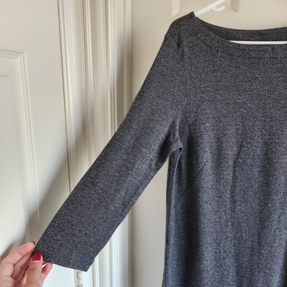 J Jill Womens Tunic Top Size S Ponte Knit Gray Herringbone Boat Neck 3/4 Sleeve - Picture 2 of 9